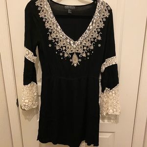 White black embroidered dress